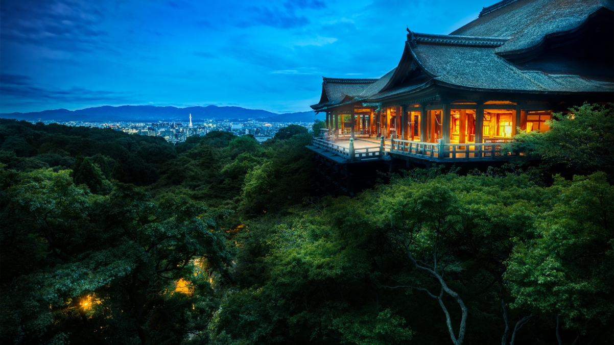 日本京都的树梢寺庙风景图片3840x2160 风景壁纸 3k图片网